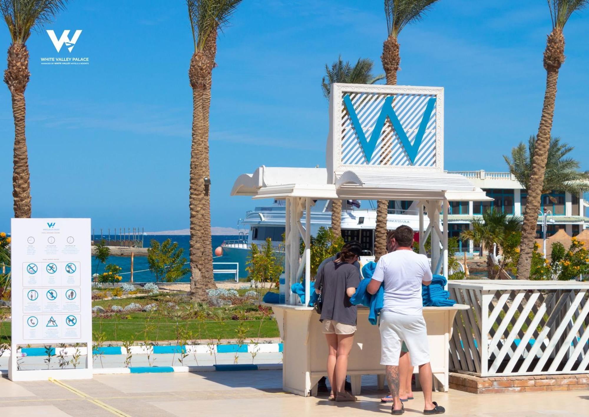 The Palace Beach Hotel フルガダ エクステリア 写真