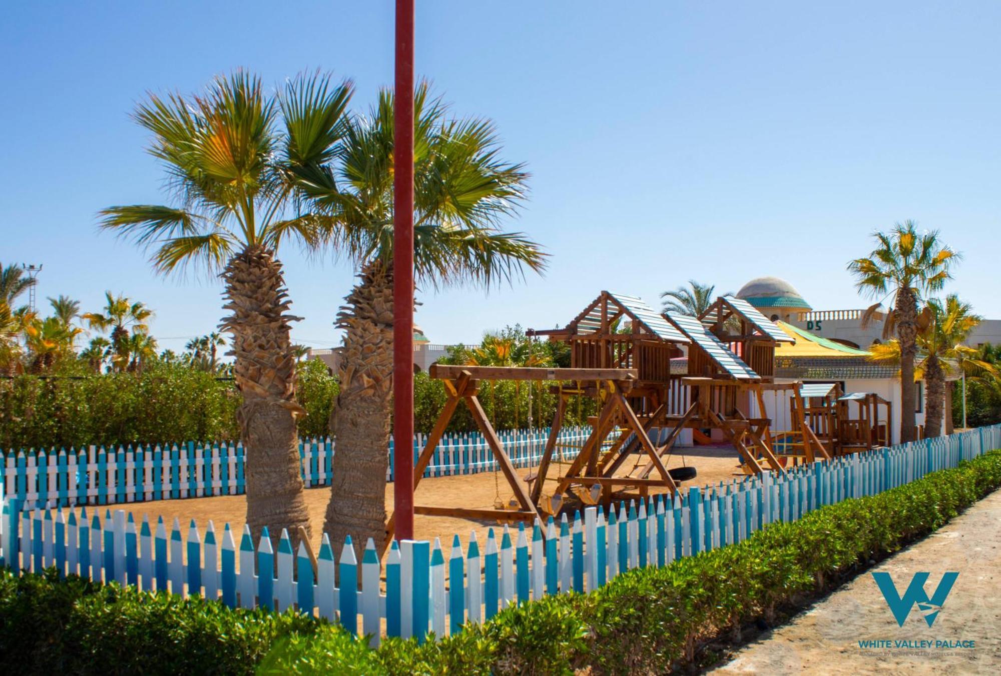 The Palace Beach Hotel フルガダ エクステリア 写真