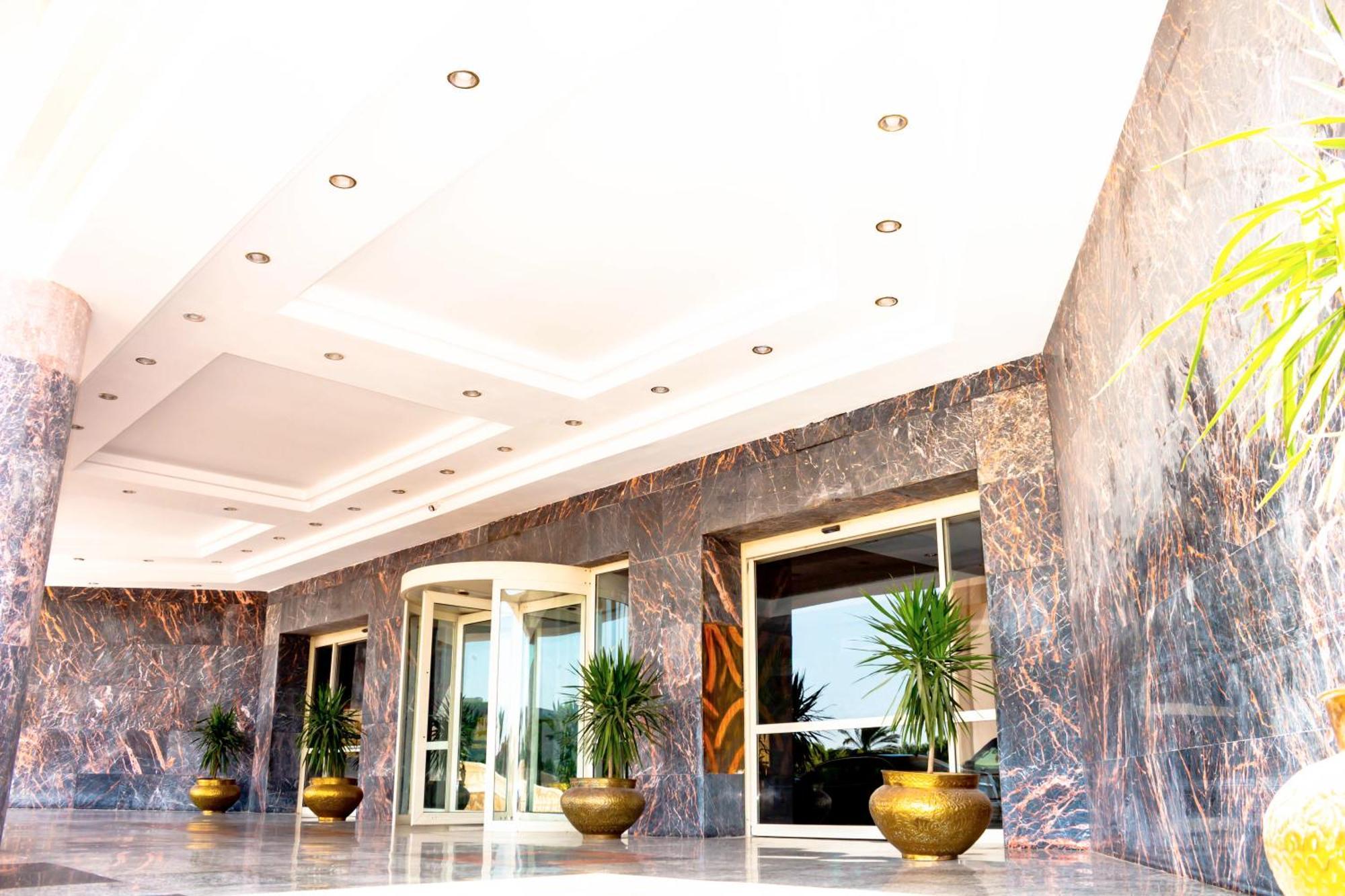 The Palace Beach Hotel フルガダ エクステリア 写真
