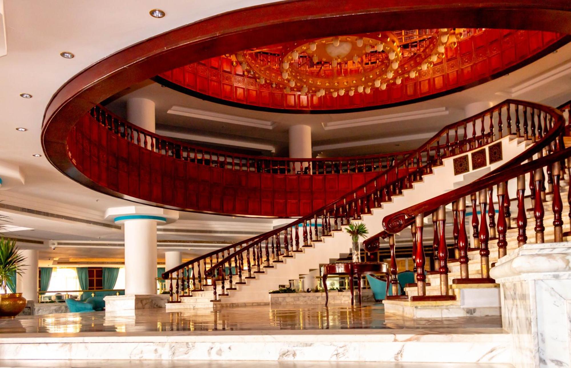 The Palace Beach Hotel フルガダ エクステリア 写真